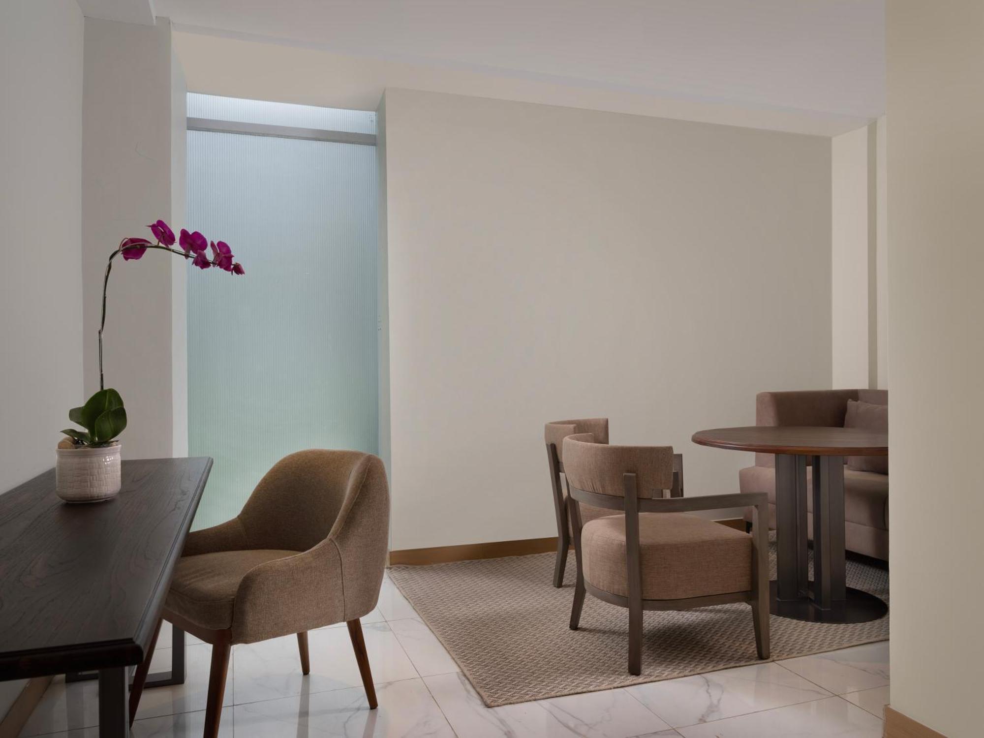 מלון Tlekung Golden Hill By Golden Tulip מראה חיצוני תמונה